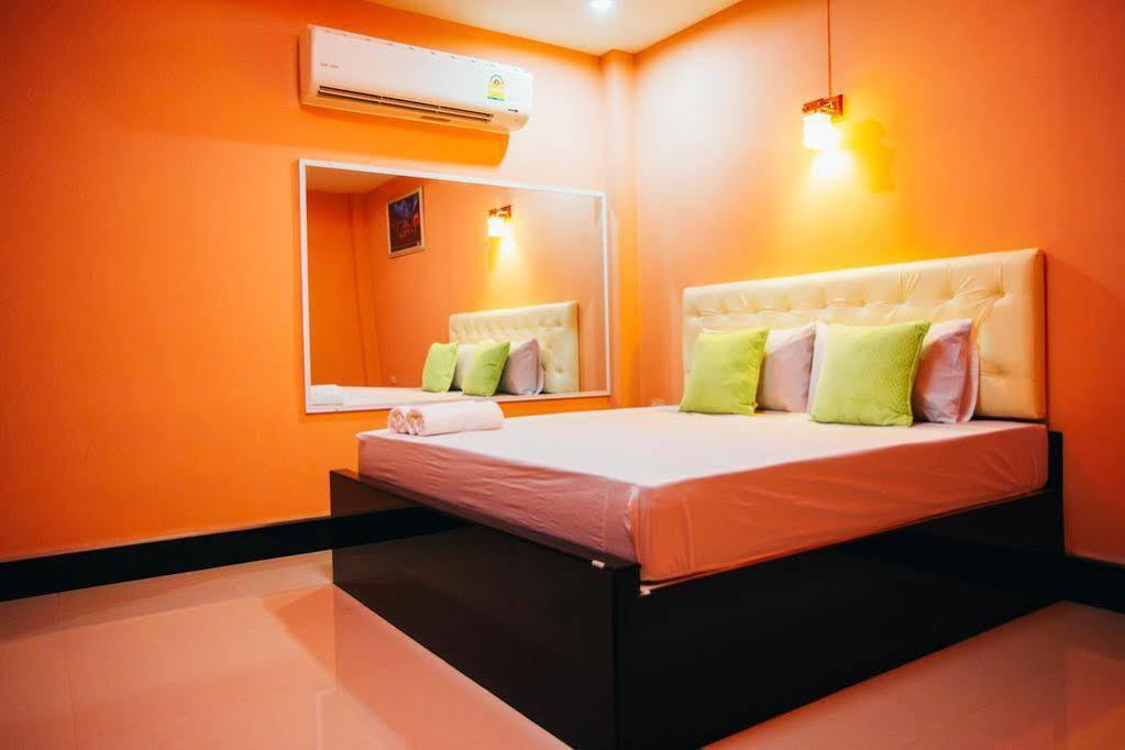 Windsor Resort Lop Buri Exteriör bild